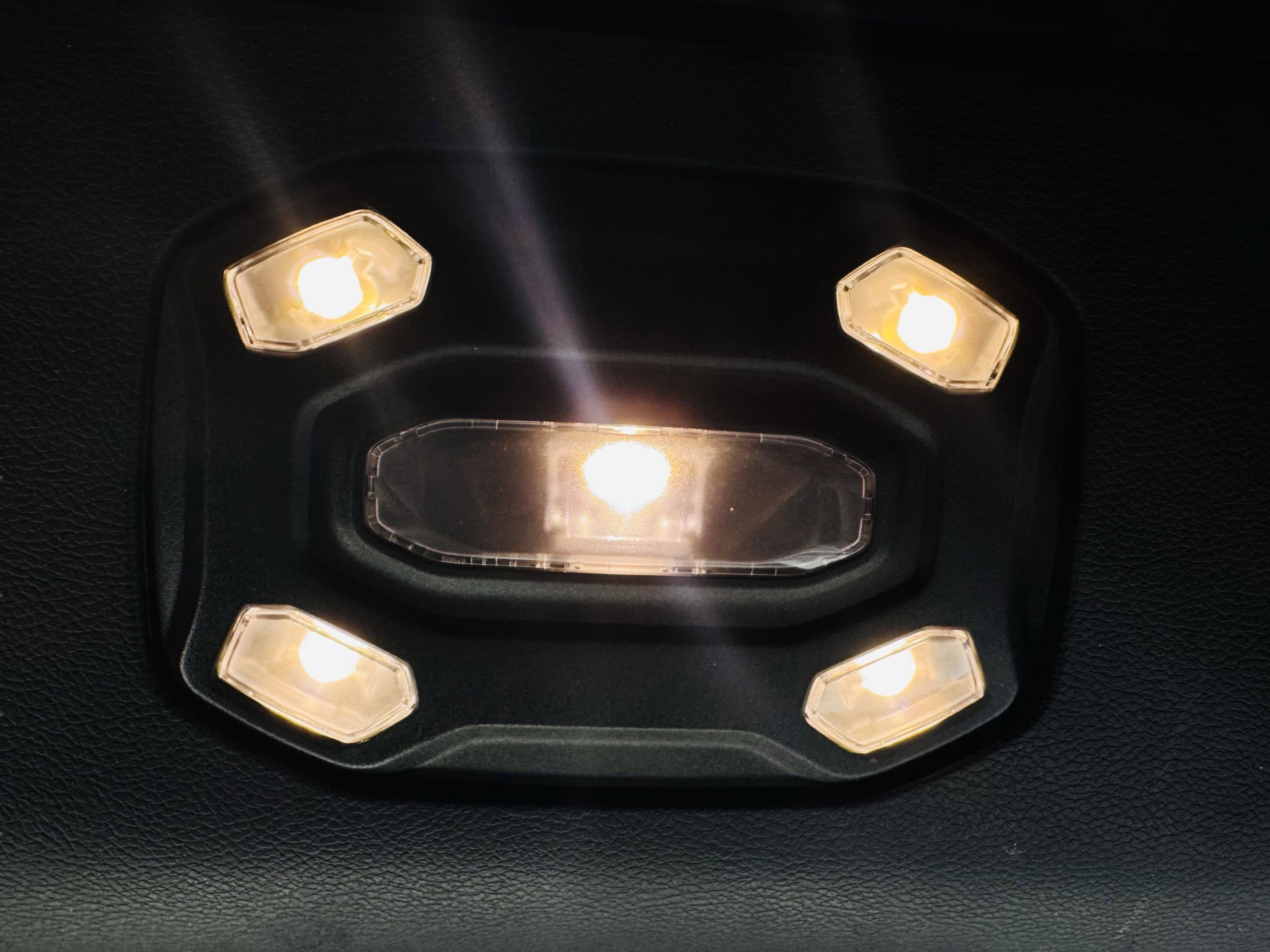 Used 2022 Jeep Wrangler Unlimited Sahara w/ Cold Weather Group image 22