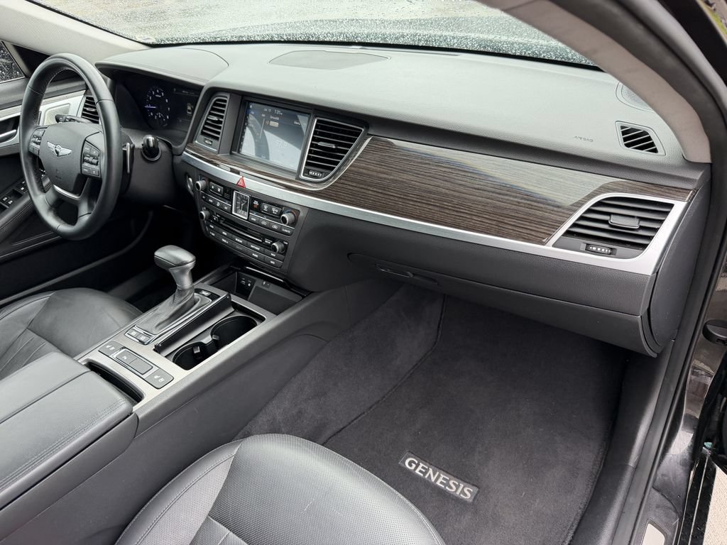 Used 2018 Genesis G80 3.8 w/ Option Group 02 RWD image 27