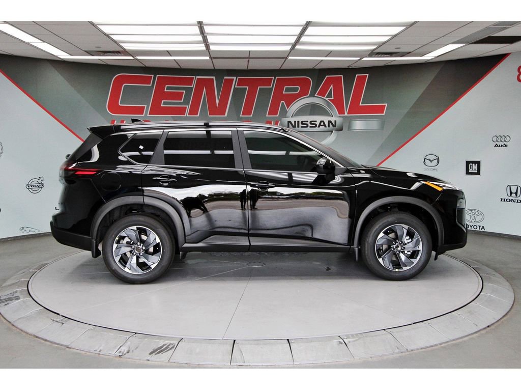 New 2026 Nissan Rogue SV image 5