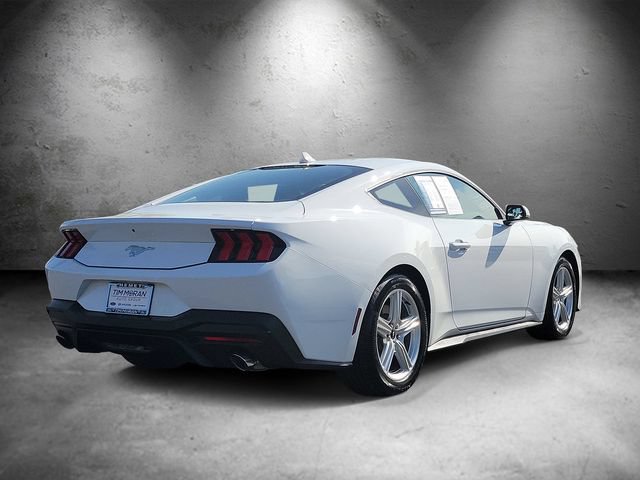 Used 2026 Ford Mustang Coupe RWD image 3