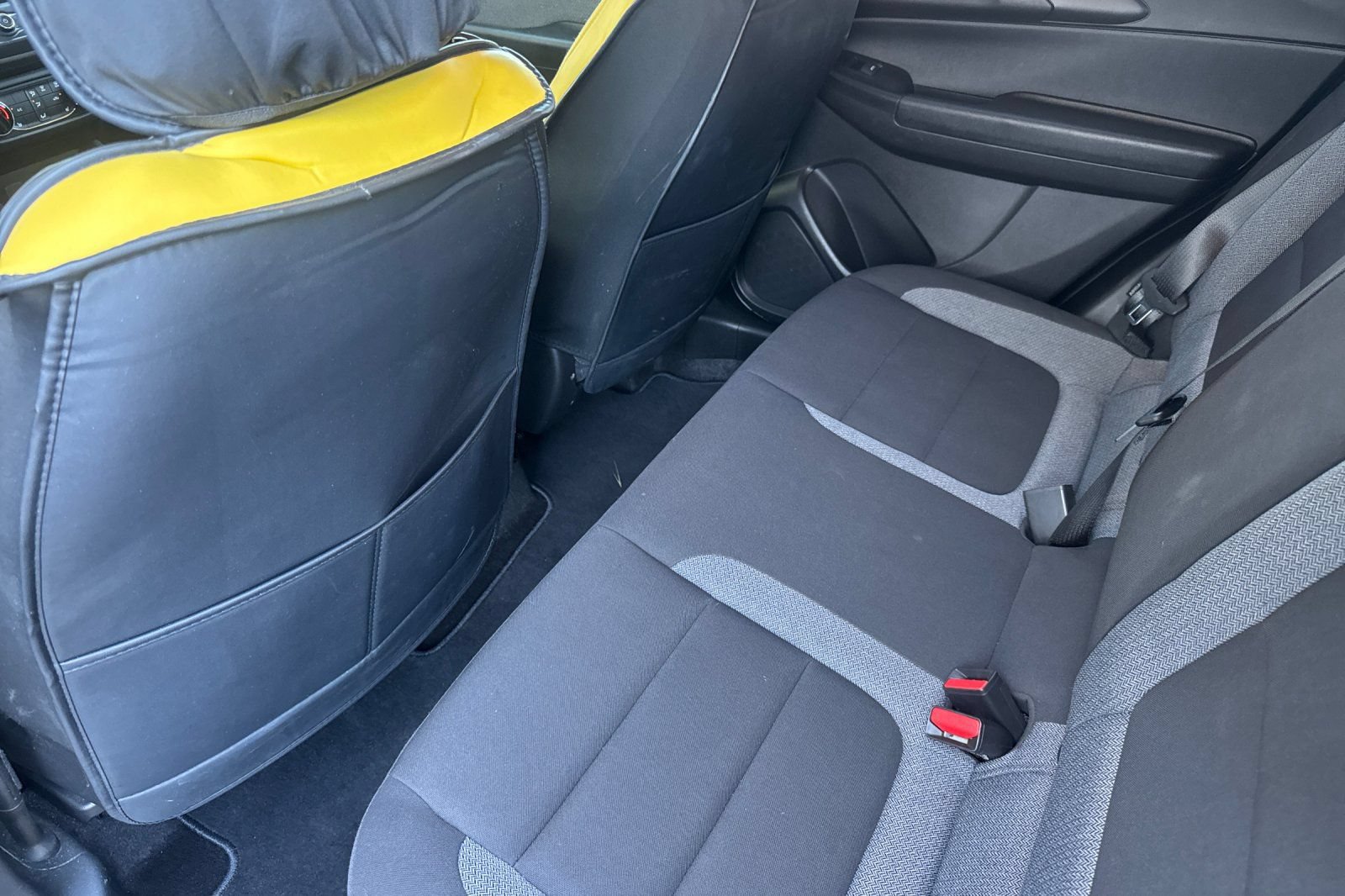 Used 2023 Chevrolet TrailBlazer LT FWD image 15