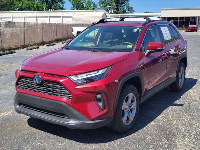Used 2022 Toyota RAV4 XLE w/ Convenience Package AWD/4WD image 7