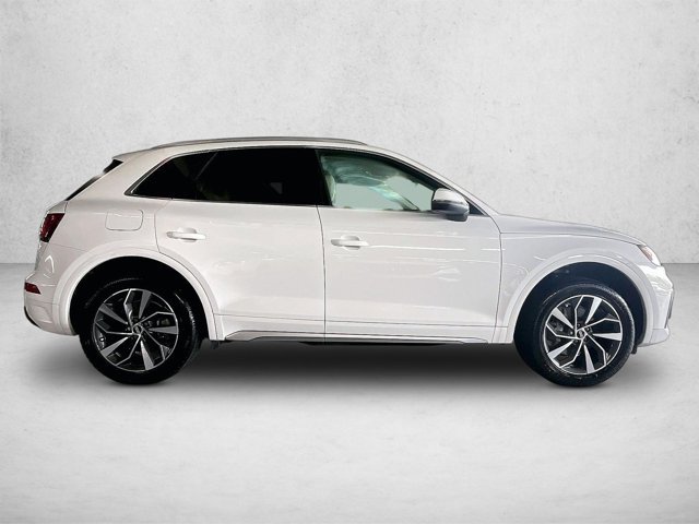 Used 2021 Audi Q5 2.0T Premium w/ Convenience Package AWD/4WD image 5