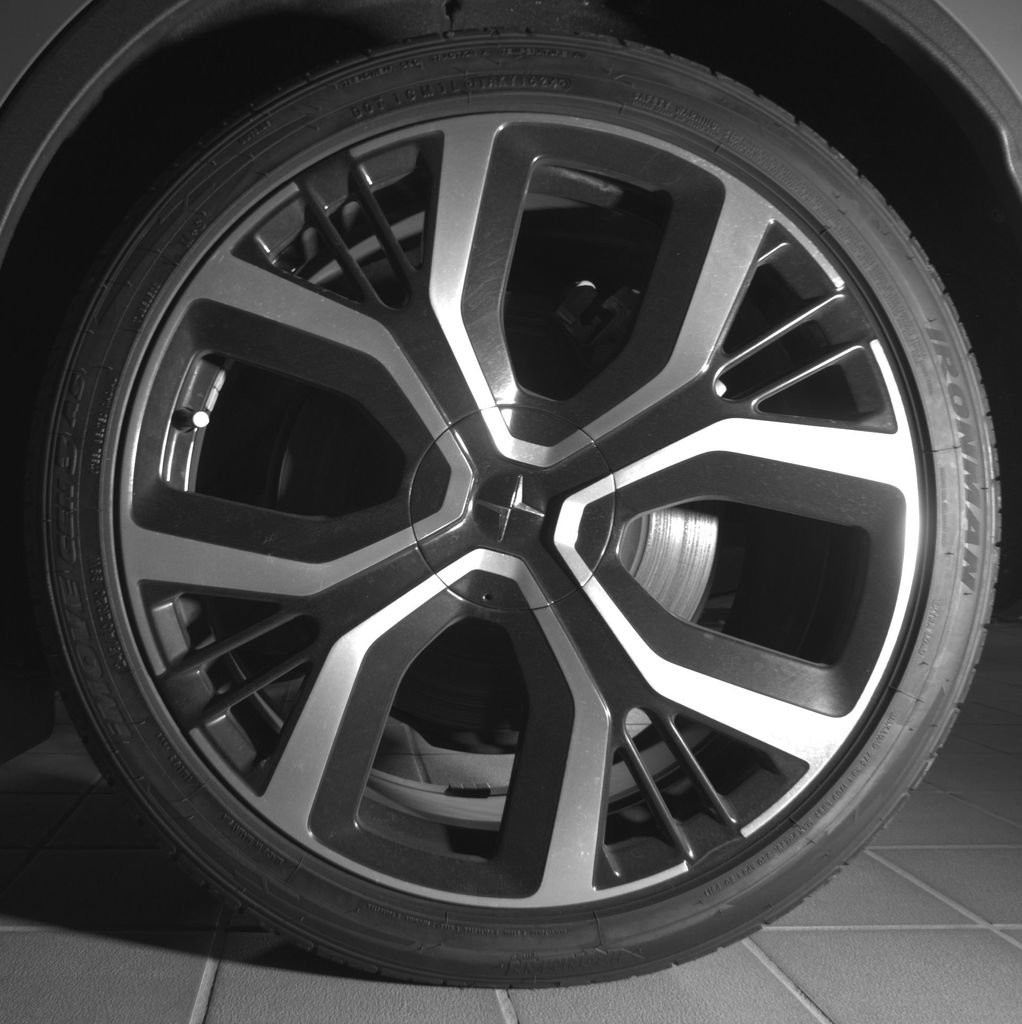 Used 2021 Polestar Polestar 2 w/ Performance Package image 13