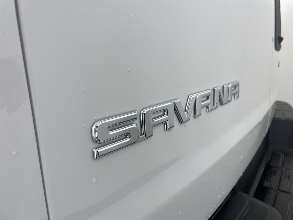 New 2025 GMC Savana 3500 Extended w/ Driver Convenience Package image 28