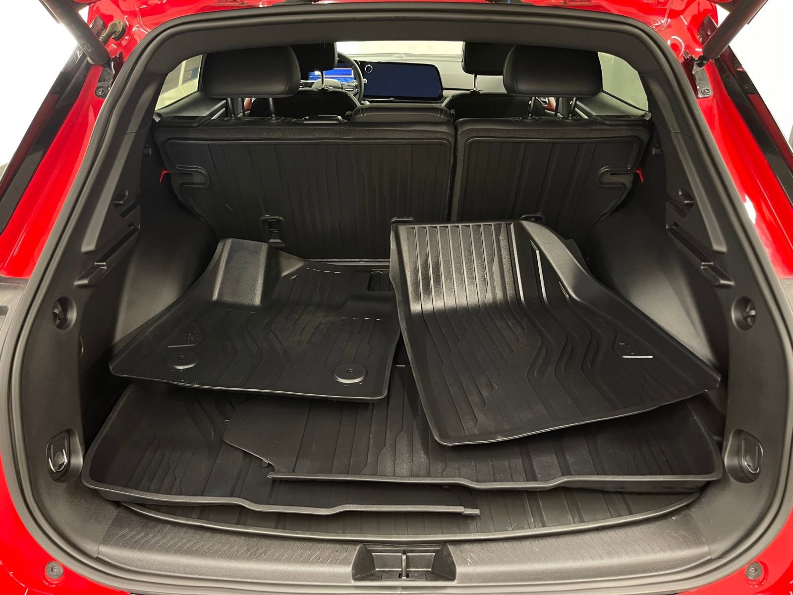 Used 2024 Chevrolet Equinox EV RS image 5