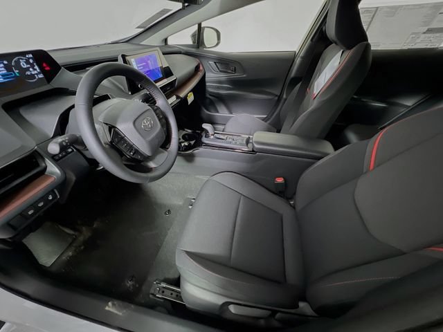 New 2026 Toyota Prius Plug-In Hybrid FWD image 12