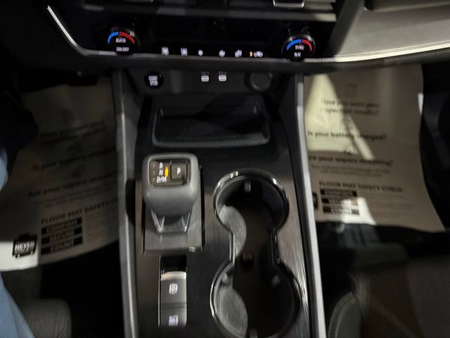 Certified 2025 Nissan Rogue SV image 21