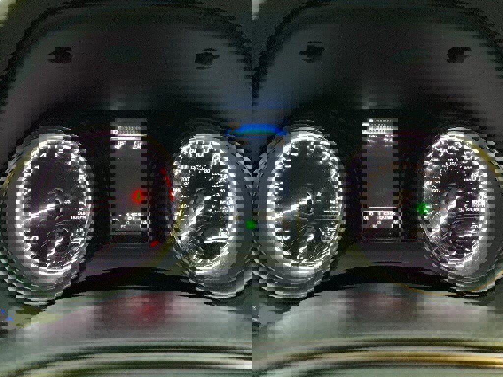 Used 2023 Toyota Camry SE image 16