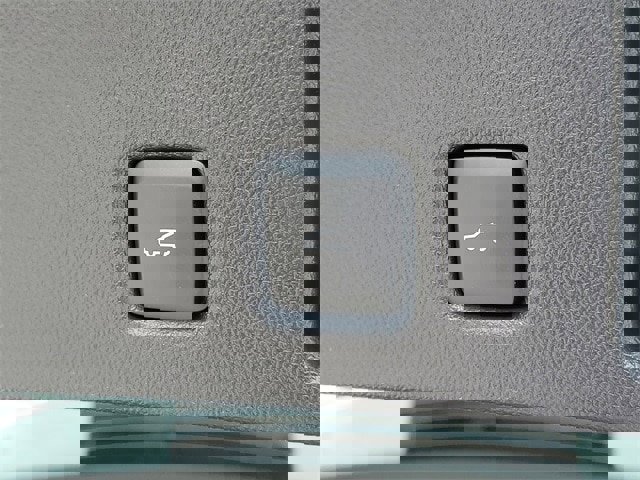 New 2025 Ford Escape SE w/ Class II Trailer Tow Package image 8