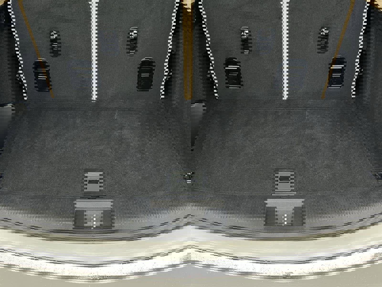 Used 2023 Acura MDX image 17