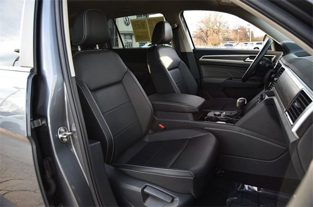 Used 2023 Volkswagen Atlas SE image 20