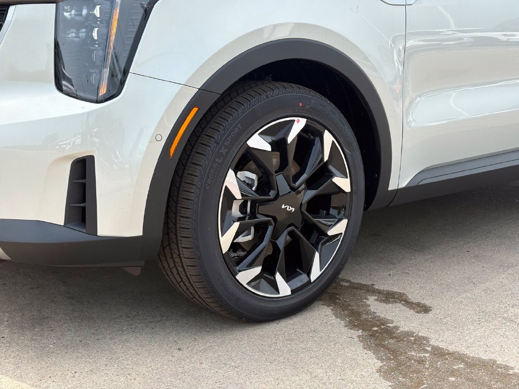 New 2026 Kia Sorento SX FWD image 9