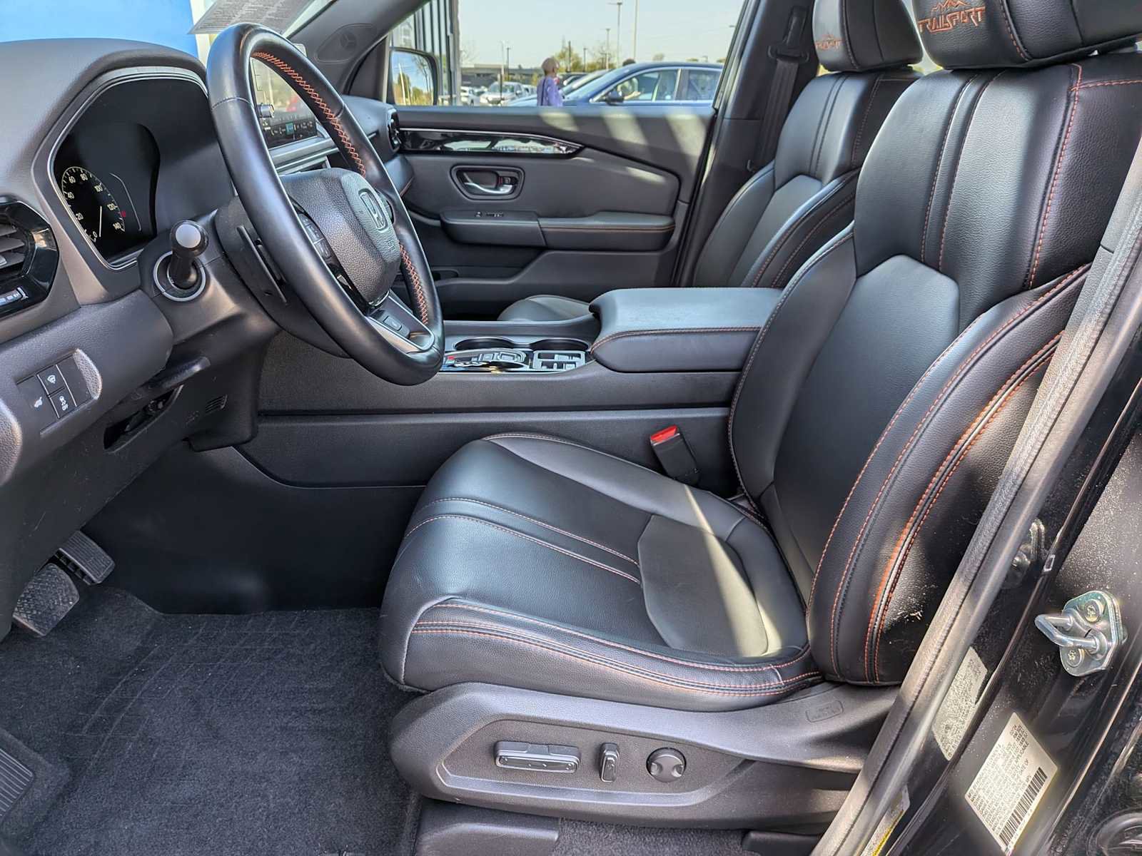 Certified 2024 Honda Pilot TrailSport image 13