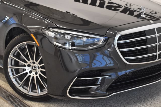 Used 2025 Mercedes-Benz S 580e 4MATIC Sedan image 31