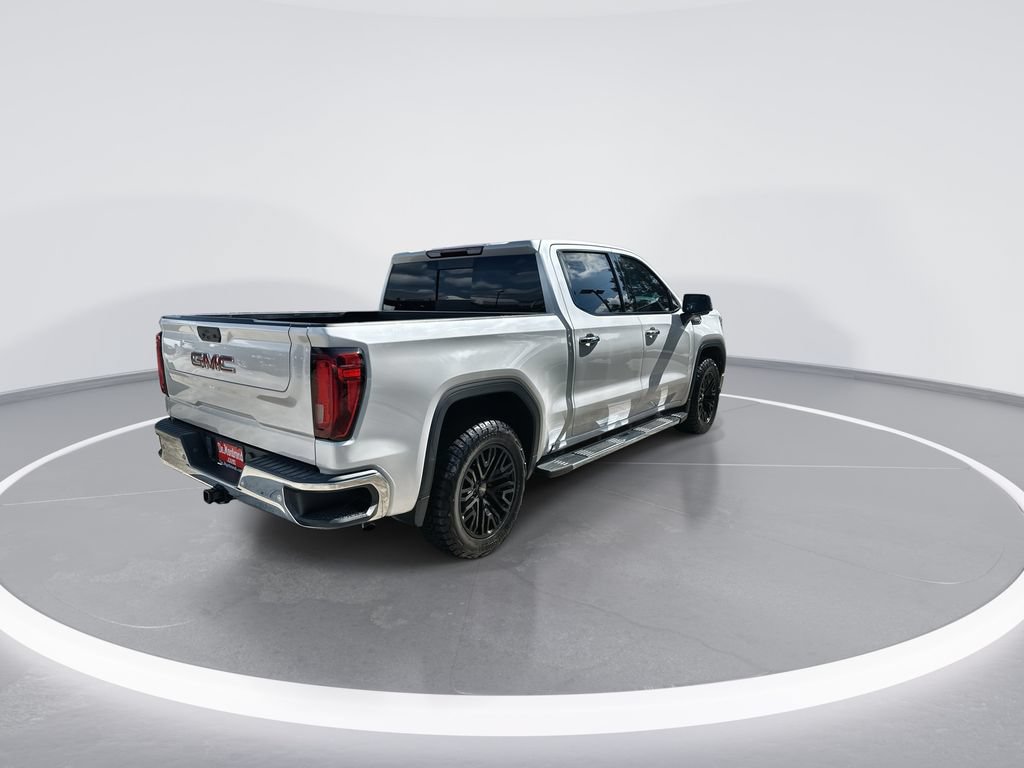 Used 2024 GMC Sierra 1500 SLT AWD/4WD image 8