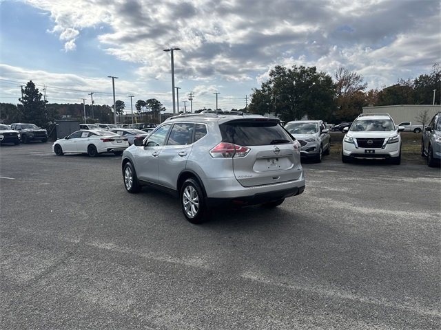 Used 2016 Nissan Rogue SV image 7