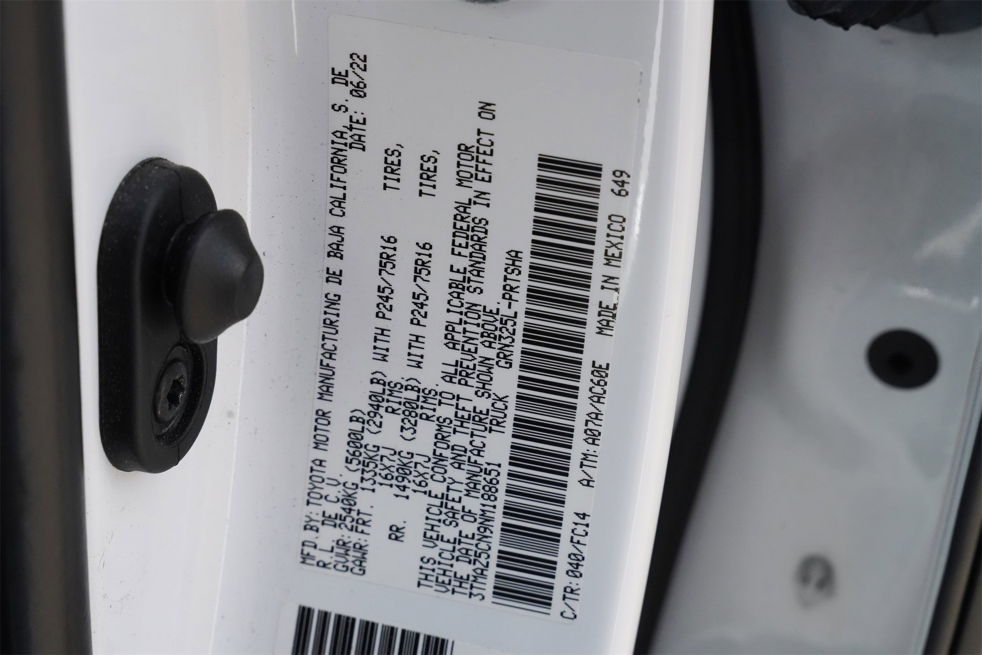 Used 2022 Toyota Tacoma SR5 w/ Technology Package image 30