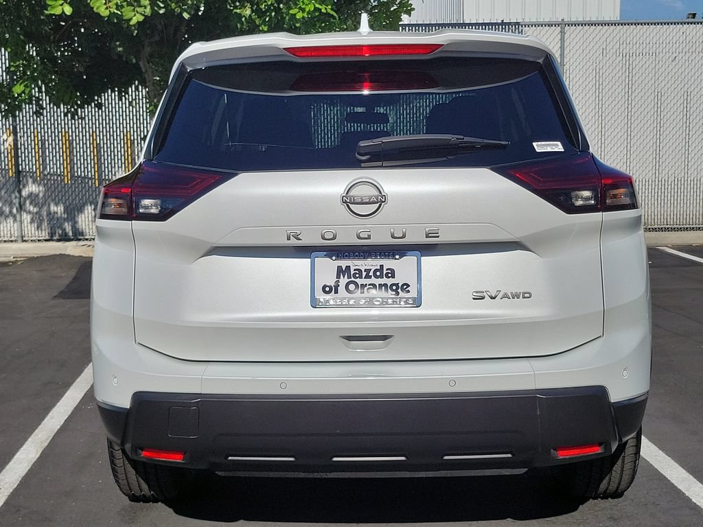 Used 2024 Nissan Rogue SV AWD/4WD image 25