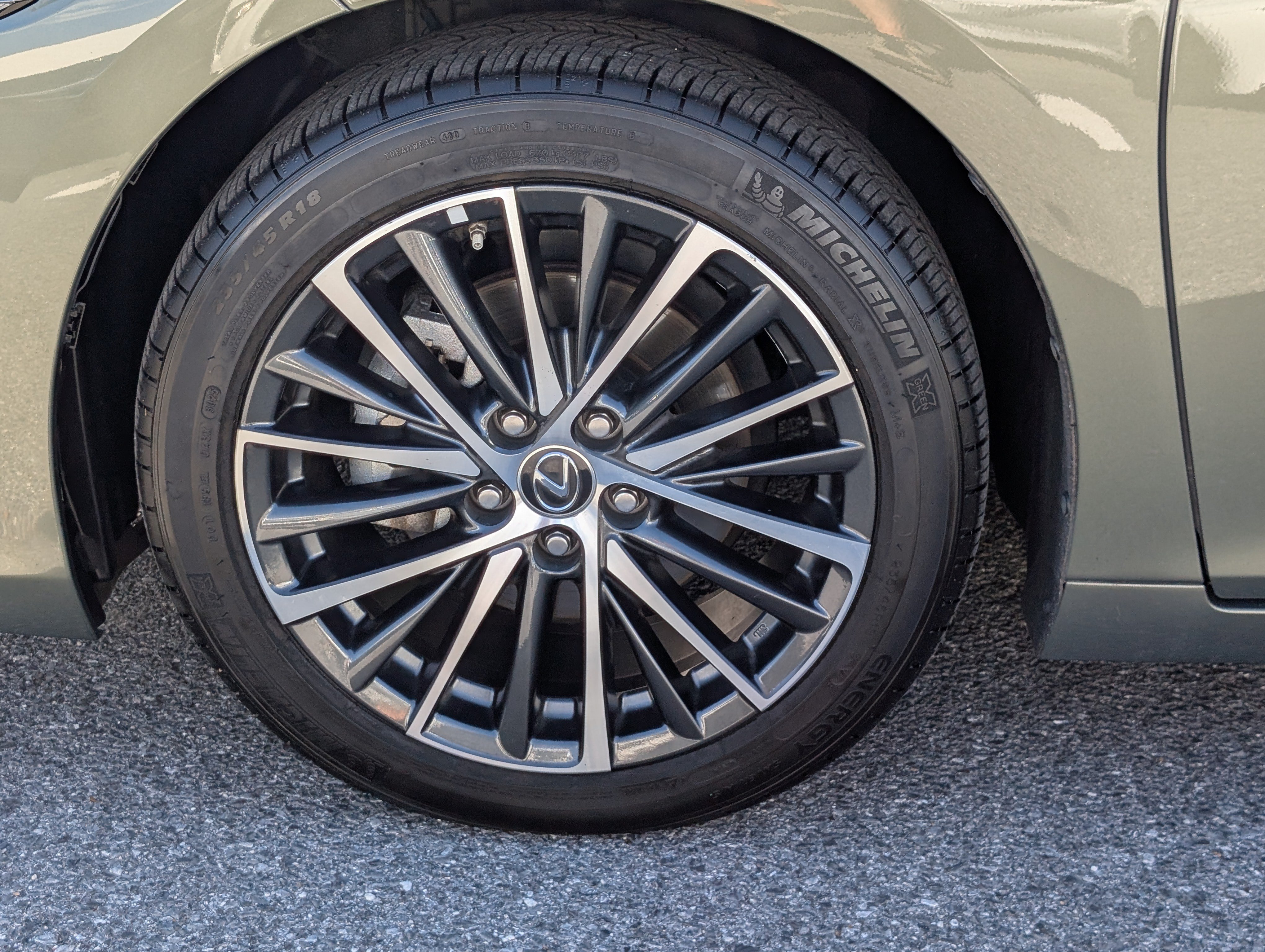 Certified 2025 Lexus ES 350 w/ Premium Package FWD image 10