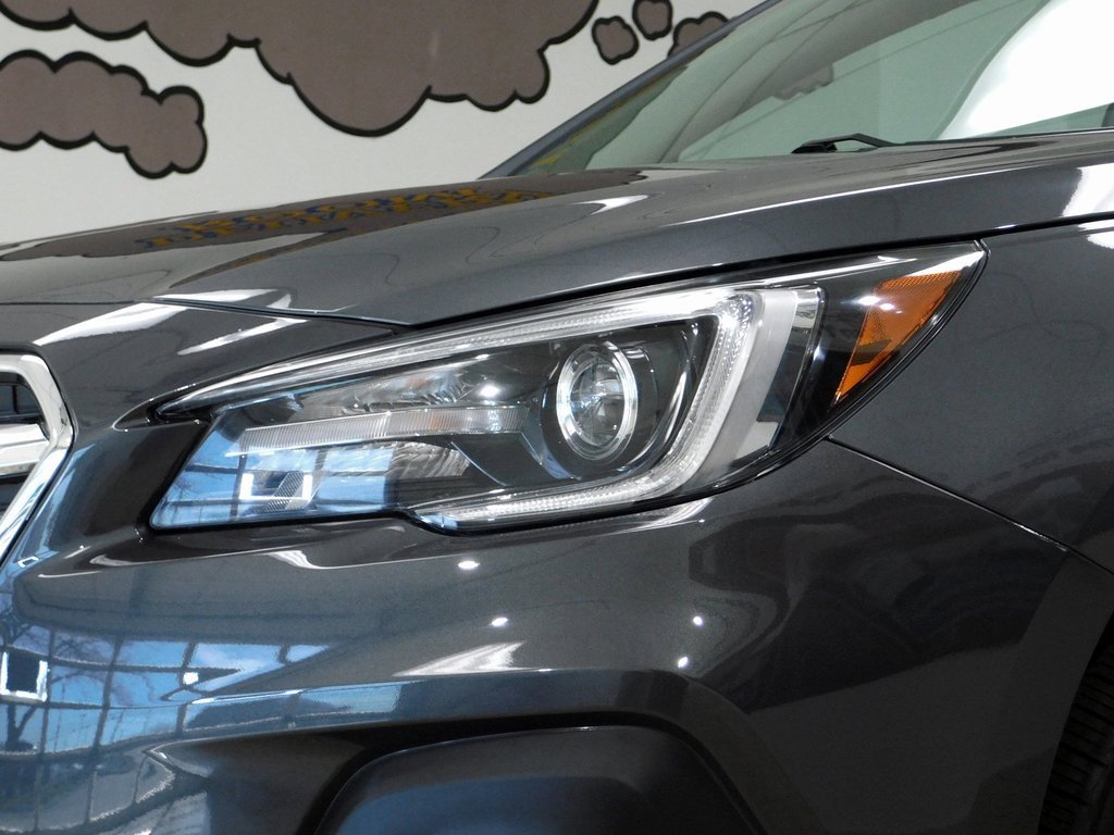 Used 2018 Subaru Outback 2.5i Limited image 17