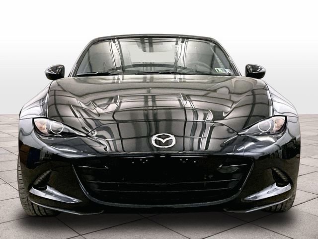Used 2018 MAZDA MX-5 Miata RF Grand Touring RWD image 3
