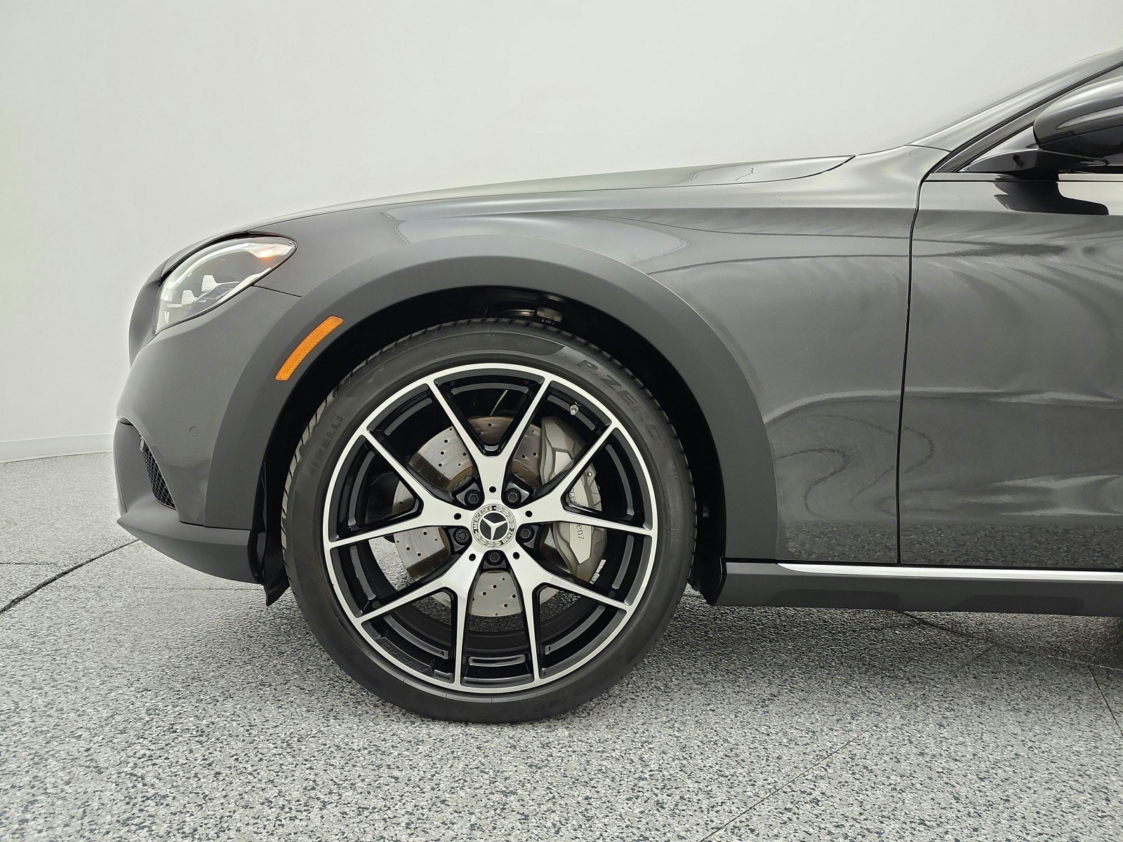 Certified 2022 Mercedes-Benz E 450 4MATIC All-Terrain Wagon image 18