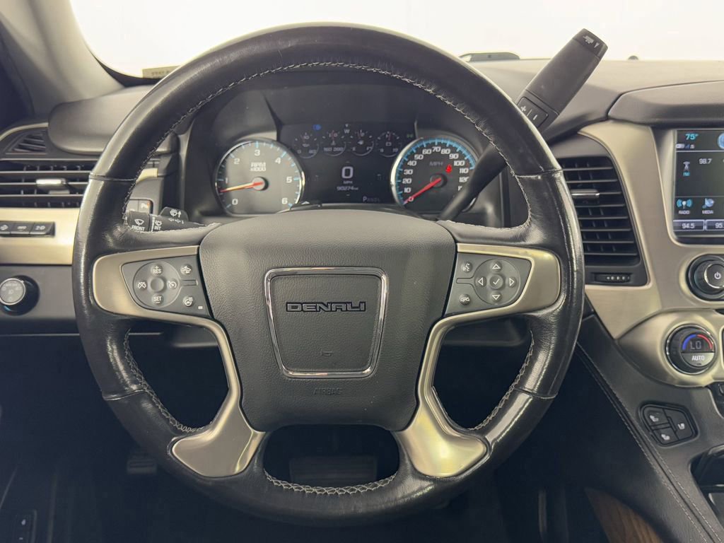 Used 2020 GMC Yukon XL Denali image 16