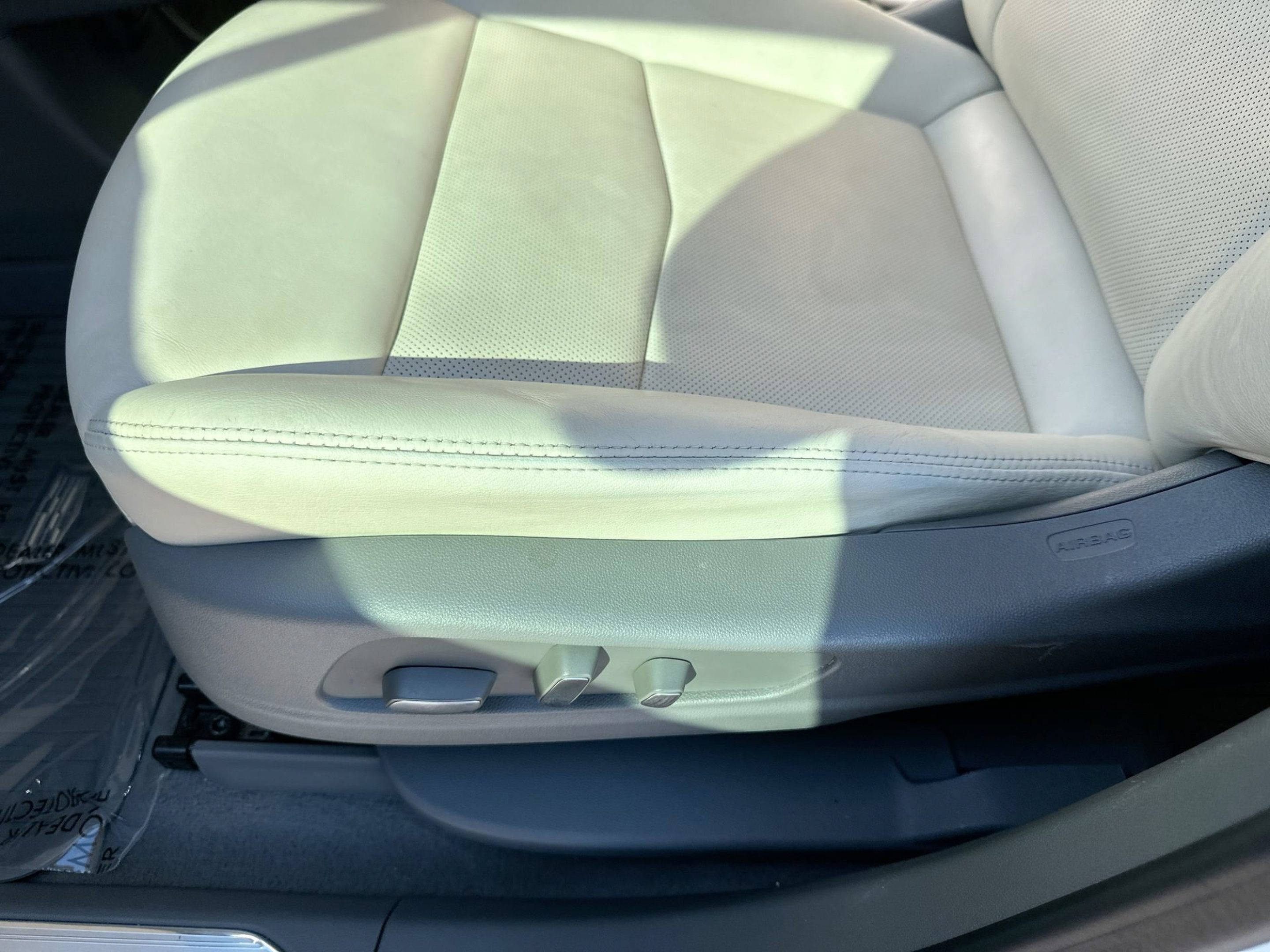 Used 2023 Cadillac XT5 Premium Luxury FWD image 14