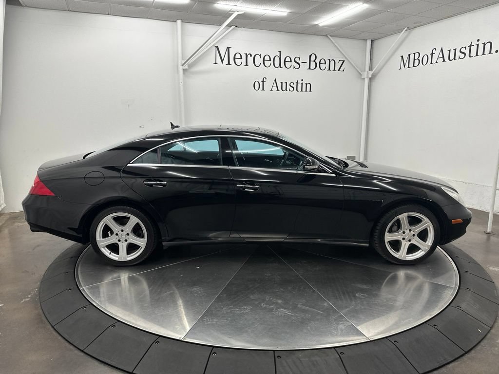 Used 2007 Mercedes-Benz CLS 550 image 8