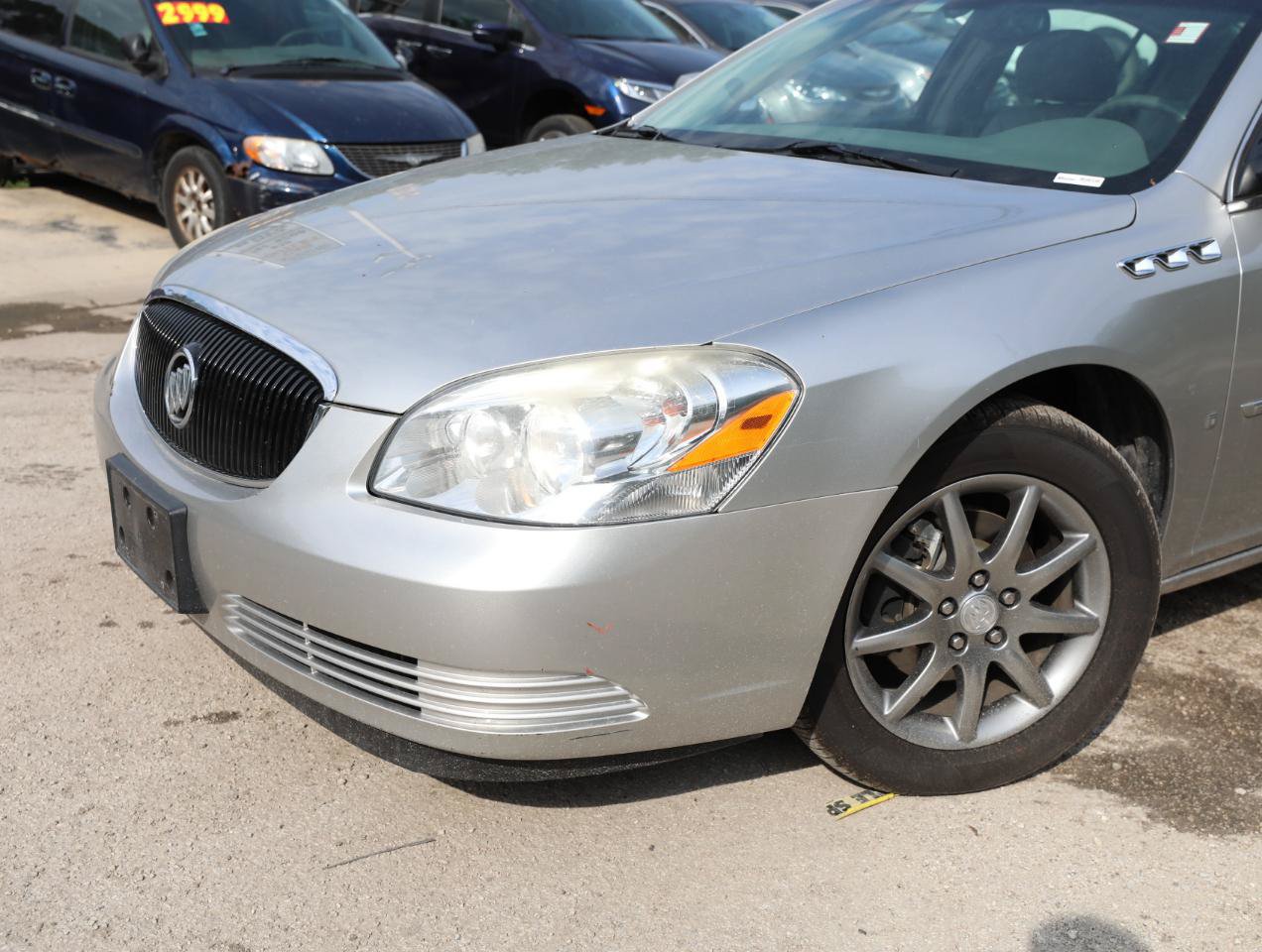 Used 2006 Buick Lucerne CXL w/ Luxury Package FWD image 2