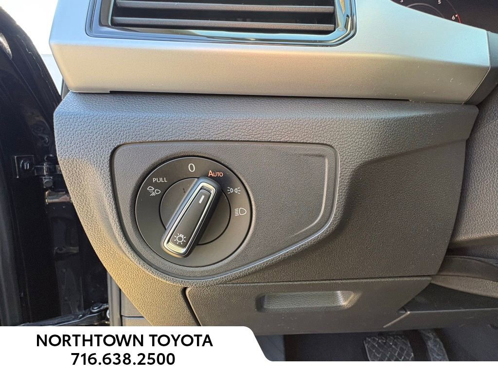 Used 2022 Volkswagen Atlas SE image 14