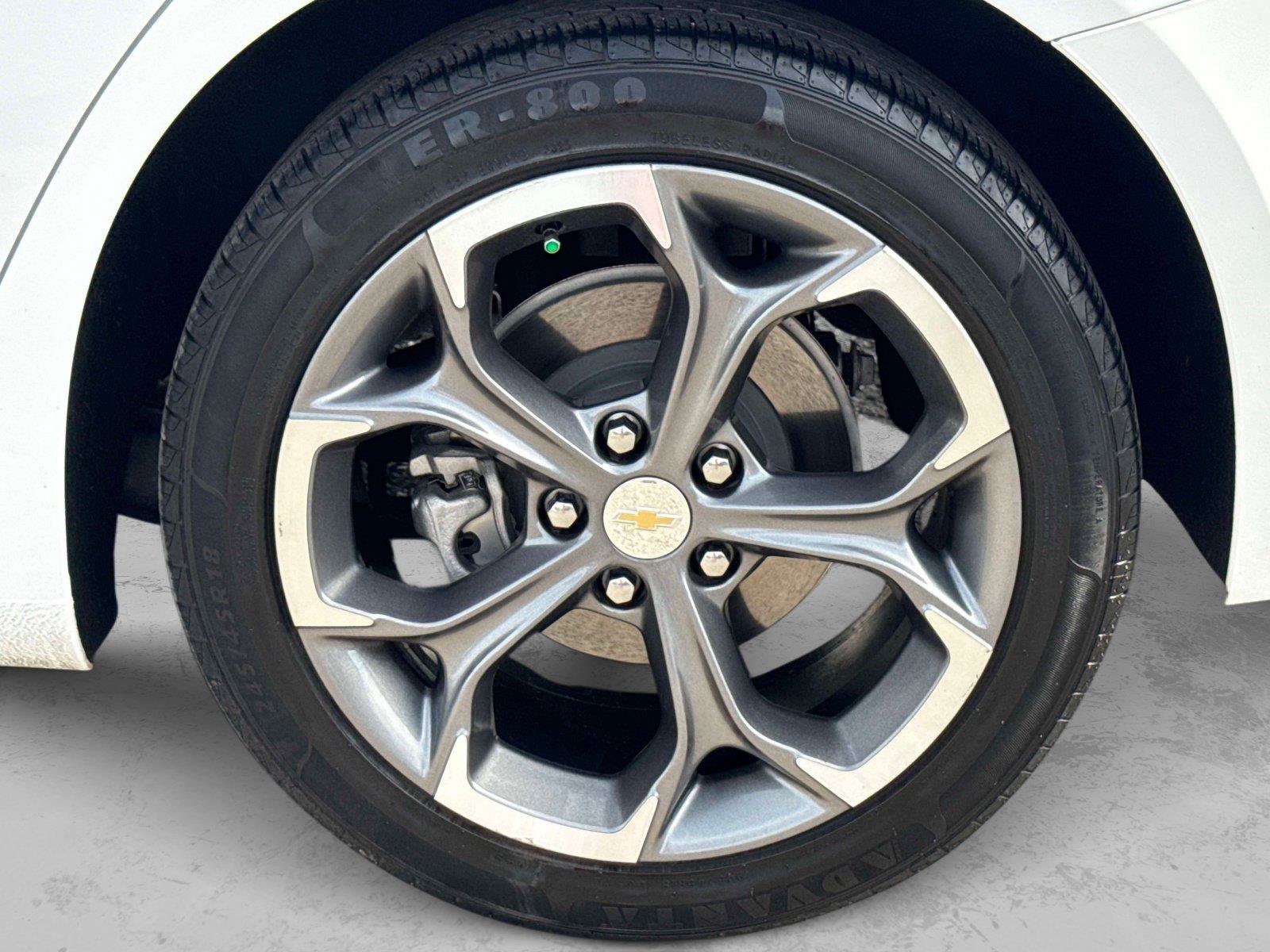 Used 2024 Chevrolet Malibu LT FWD image 9