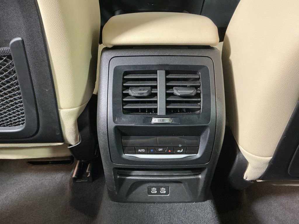 Certified 2024 BMW X3 sDrive30i w/ Convenience Package RWD image 31