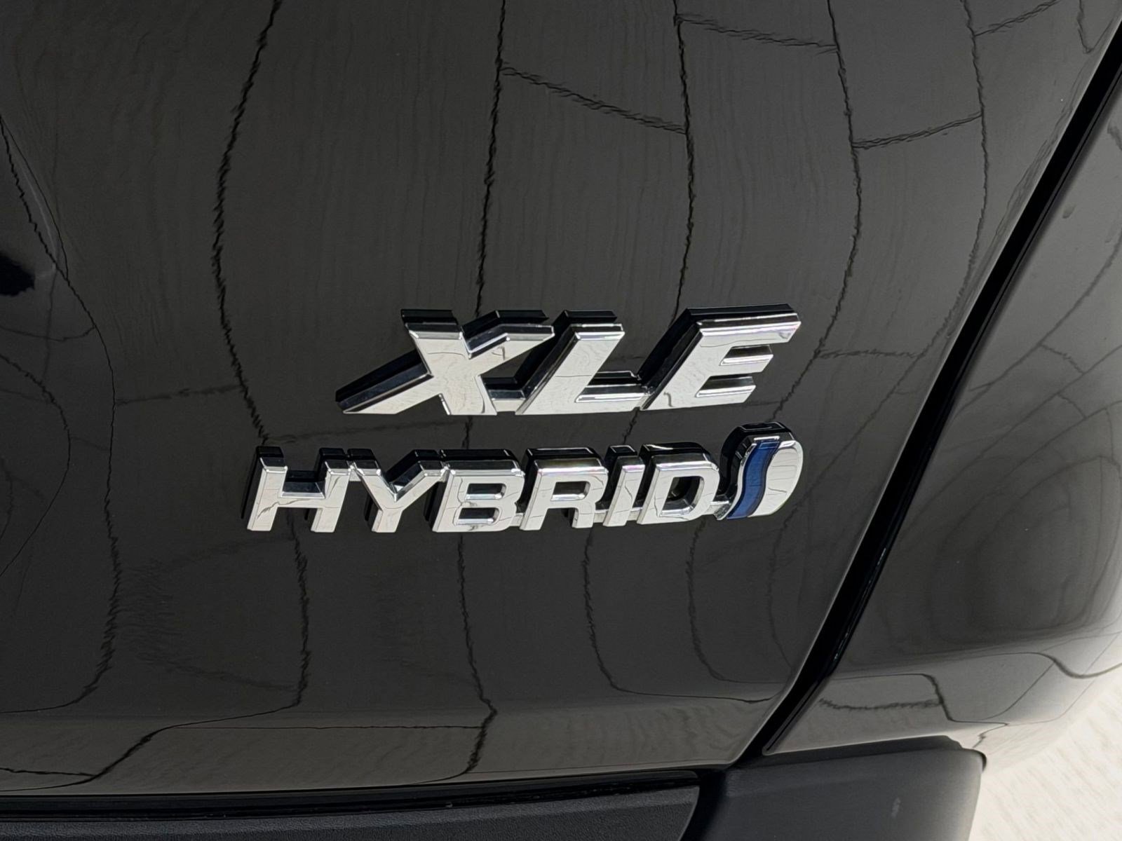 Used 2024 Toyota RAV4 XLE Premium w/ Weather Package image 35