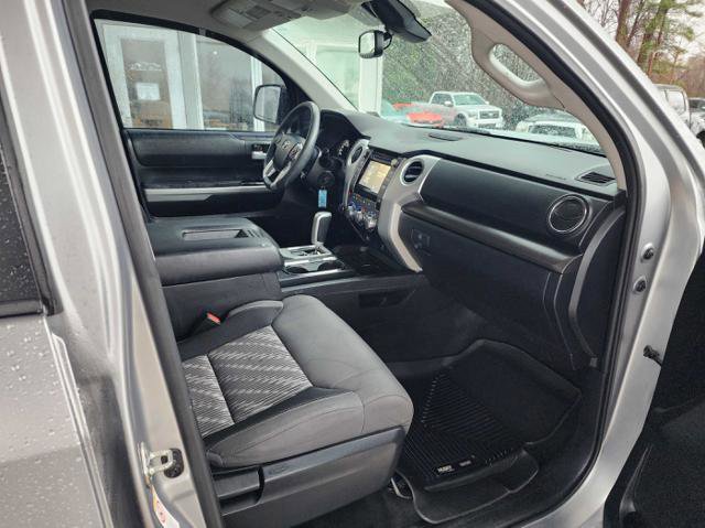 Used 2018 Toyota Tundra SR5 w/ TRD Off Road Package image 18