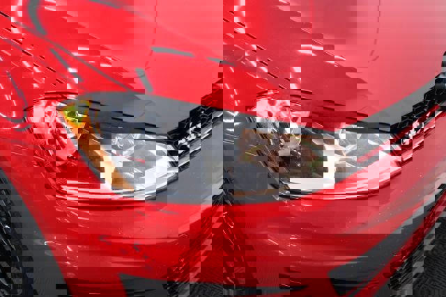 Used 2015 Volkswagen GTI S image 25