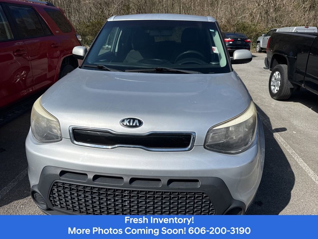 Used 2015 Kia Soul + image 2