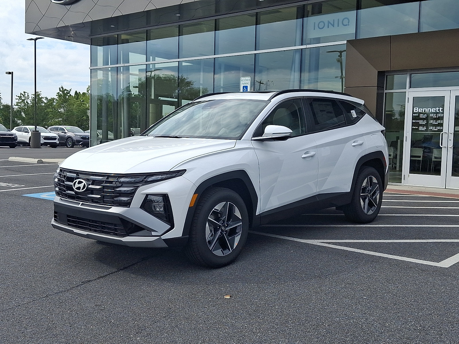 New 2026 Hyundai Tucson SEL AWD/4WD image 2