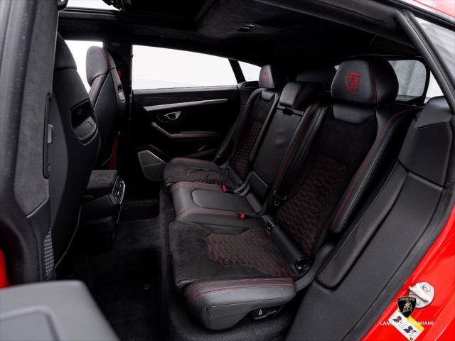 Used 2024 Lamborghini Urus S AWD/4WD image 49