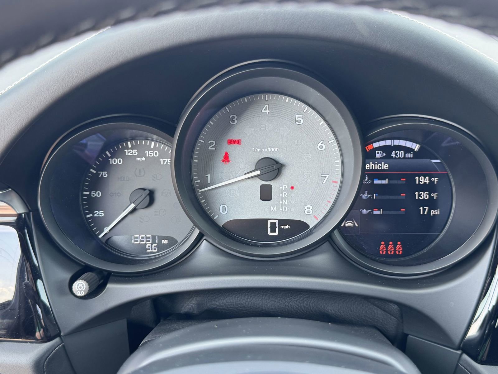 Certified 2024 Porsche Macan S image 25