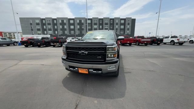 Used 2015 Chevrolet Silverado 1500 LTZ AWD/4WD image 3