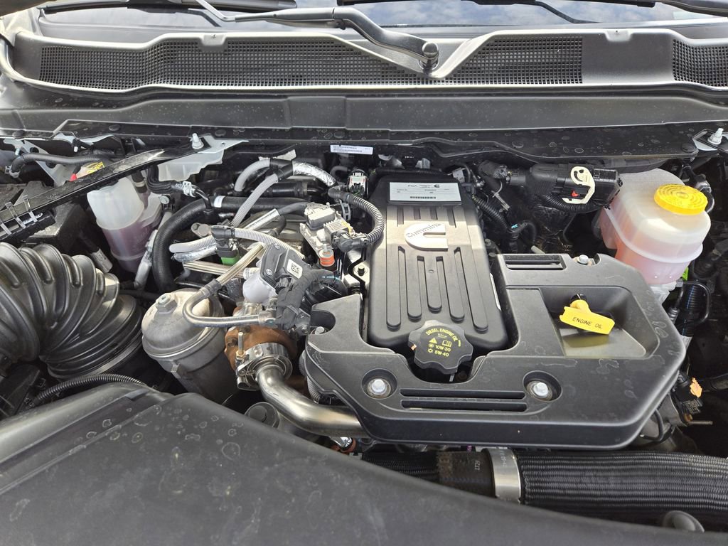 Used 2025 RAM 2500 Limited AWD/4WD image 26