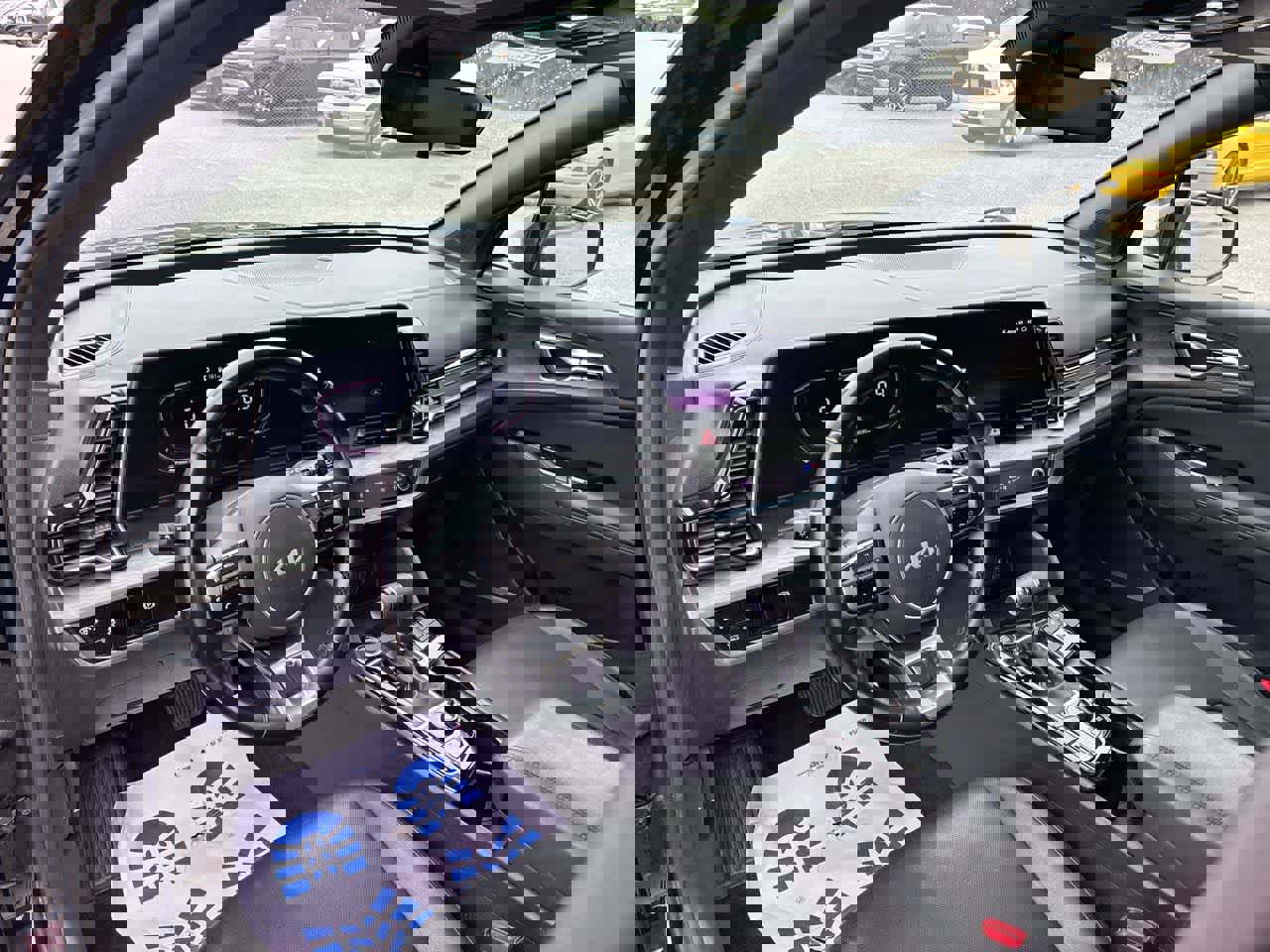 Used 2023 Kia Sportage X-Line w/ X-Line Premium Package image 10