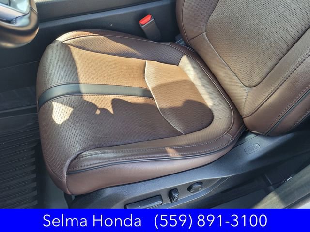 Used 2023 Honda Pilot Elite image 13