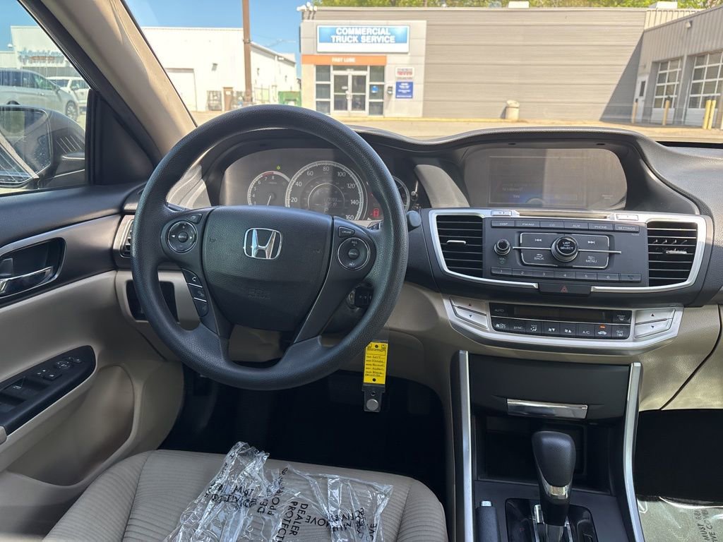 Used 2014 Honda Accord LX image 8
