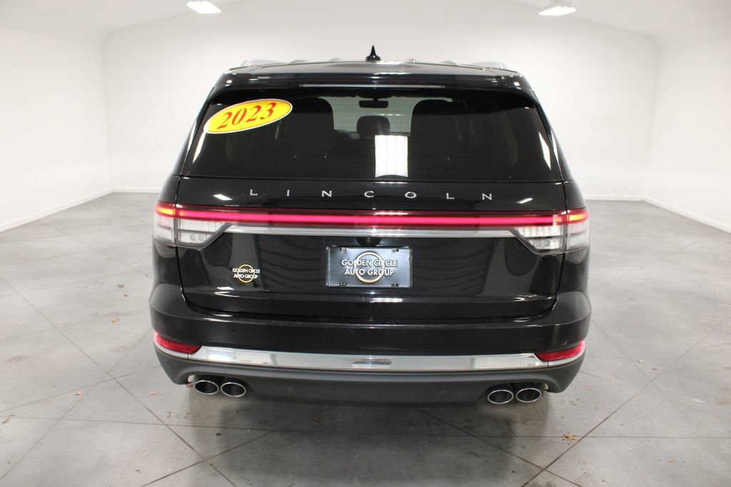 Used 2023 Lincoln Aviator Reserve w/ Equipment Group 201A image 8