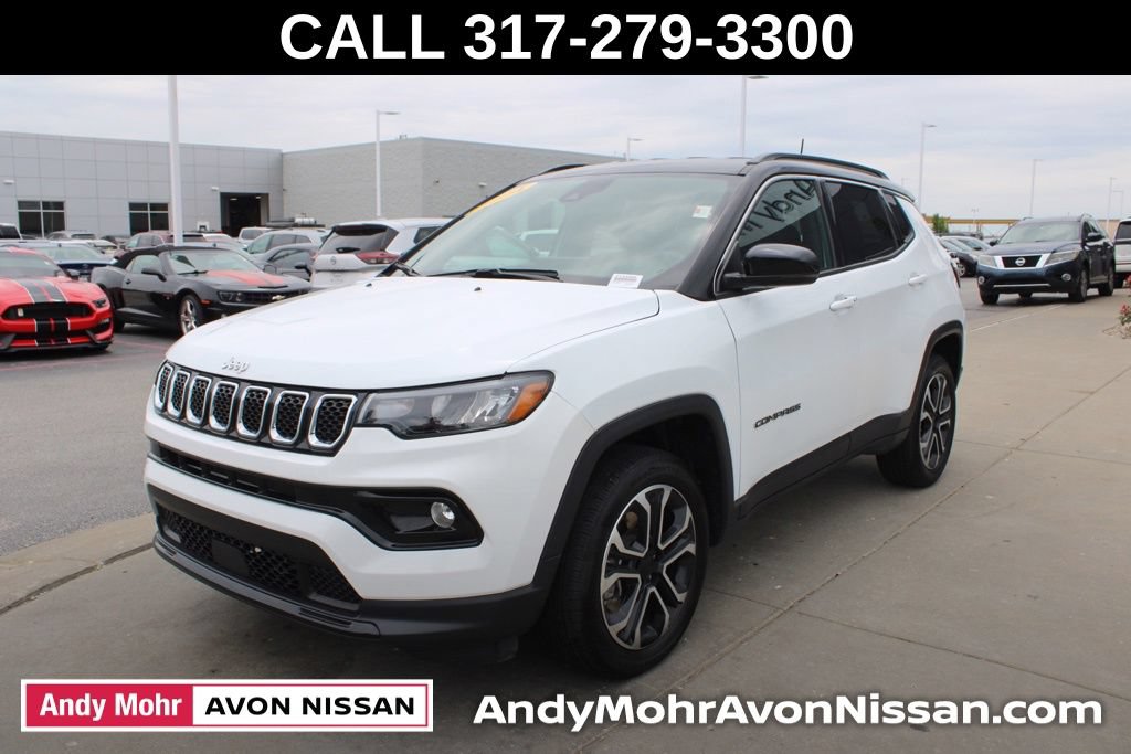 Used 2024 Jeep Compass Limited AWD/4WD image 3