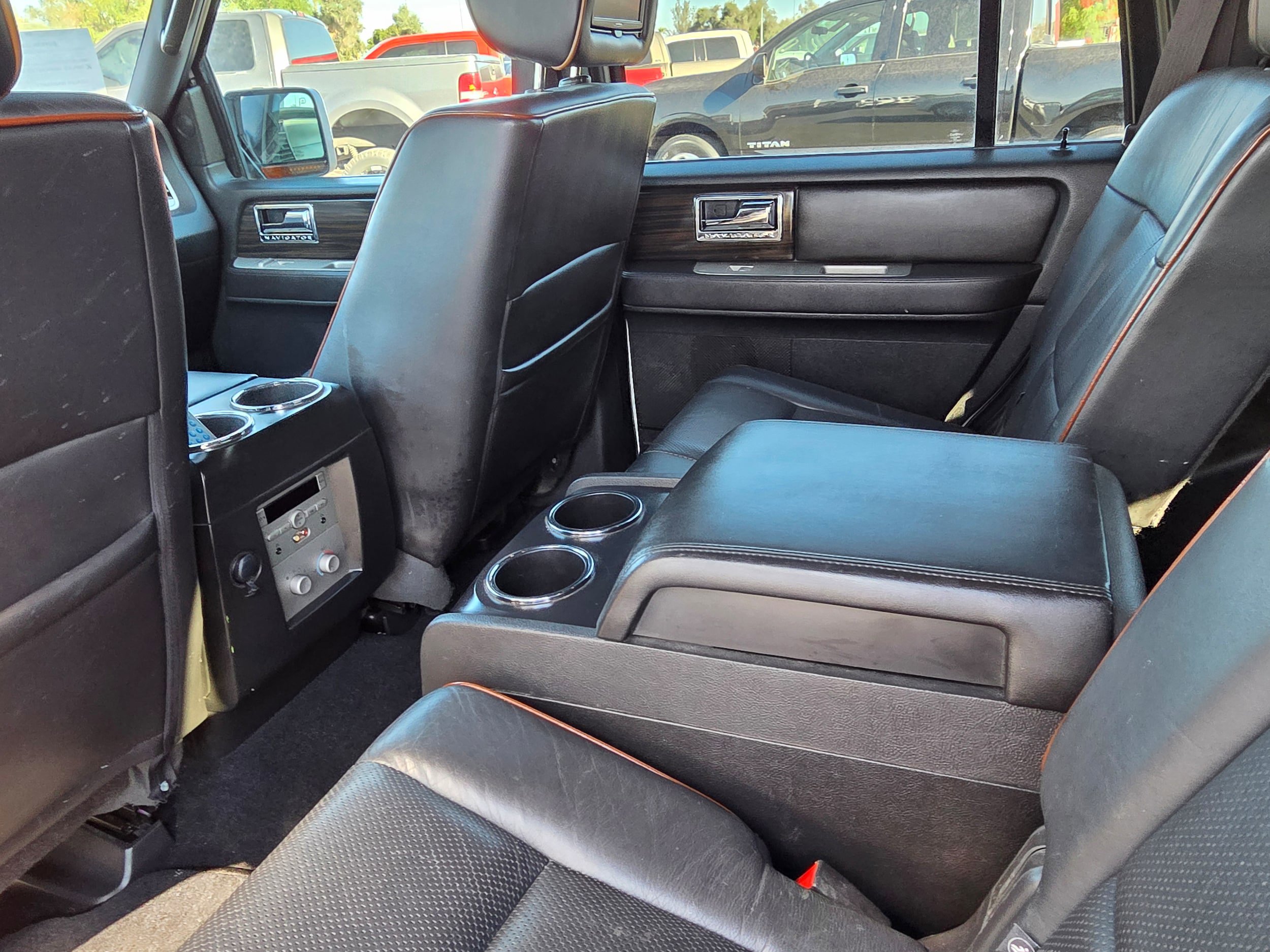 Used 2007 Lincoln Navigator 2WD image 21