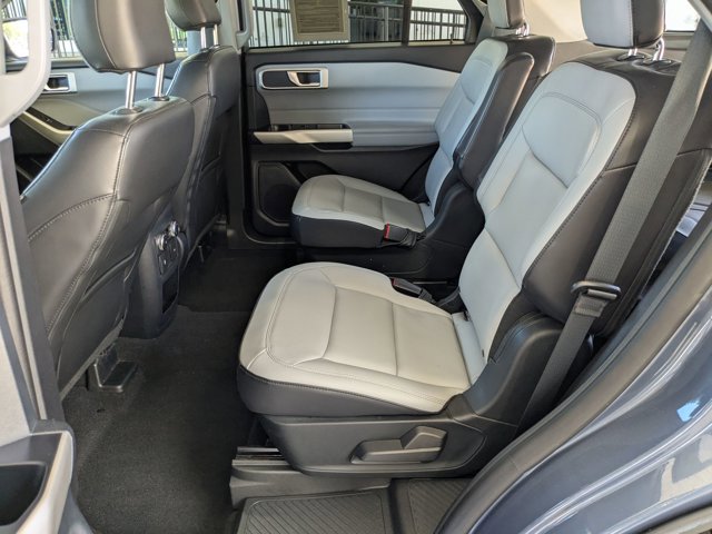 Used 2021 Ford Explorer XLT w/ Equipment Group 202A RWD image 16